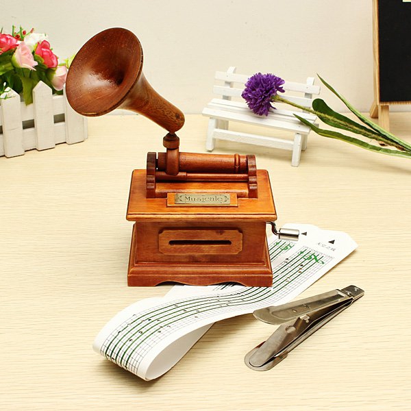 Nostalgic Retro Wooden Hand-Cranked Music Box With Paper Tape