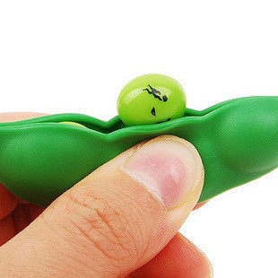 2PCS Colorful Extrusion Pea Bean Soybean Stress Relieve Toy Keychain