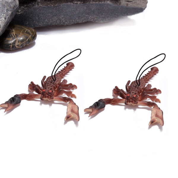 2PCS Halloween Haunted House Scorpion Prop Tricky Toy 