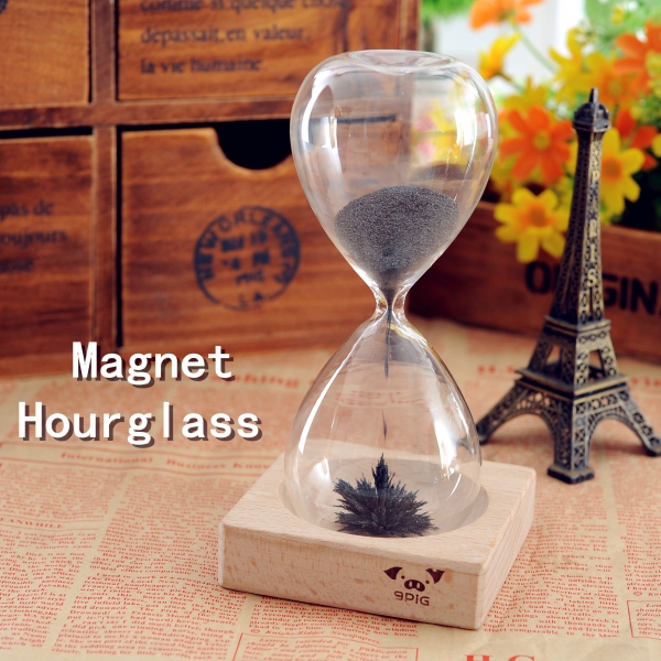 Iron Powder Magnet Hourglass With Wooden Holder Dsek Toy