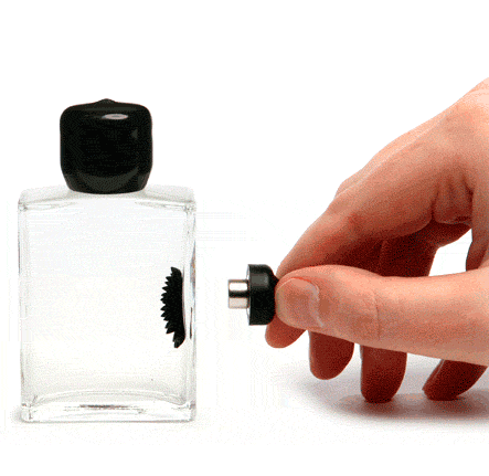 Ferrofluid Display Hydromagnetic Casebottle Novelty Decompression Toy