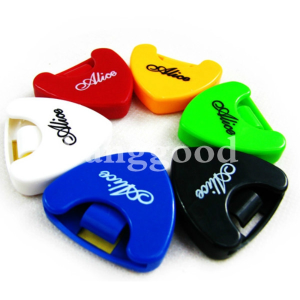 1x Portable Plactic Guitar Pick Plectrum Holder Case Box