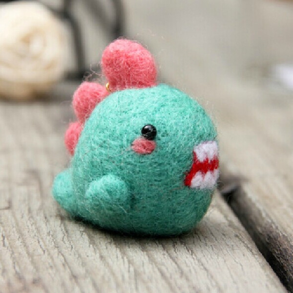 Poke Poke Fun DIY Monster DIY Plush Phone Chain