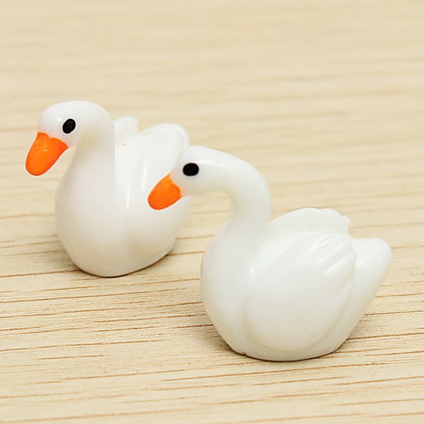 The Mini White Swan For DIY Micro Landscape Decoration 2 PCS